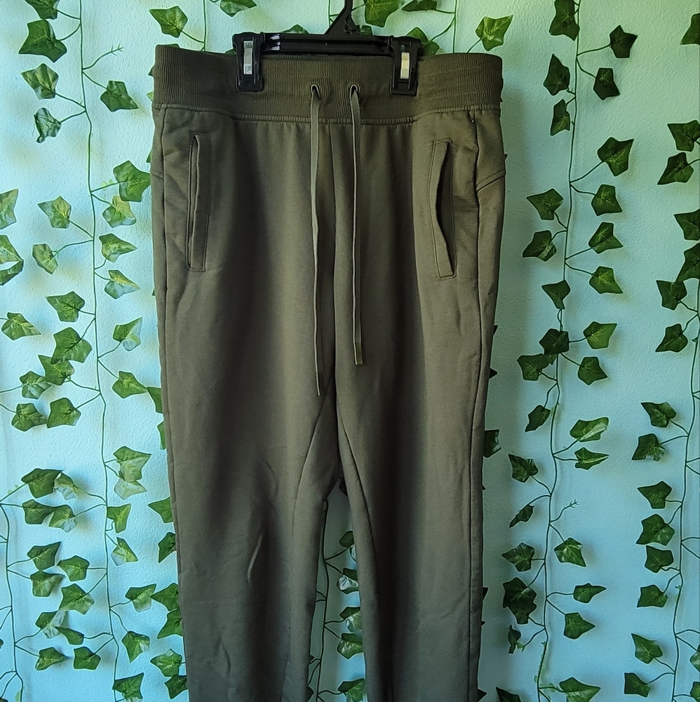 Athletic Works lounge pants in army green, size small